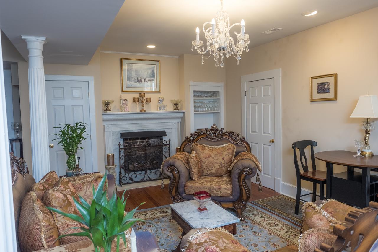 Dennison Street Inn, B & B Colonial Beach Esterno foto